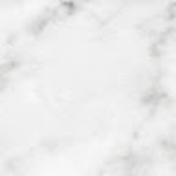 Meet your Posher, Amanda - Picture 1 of 1